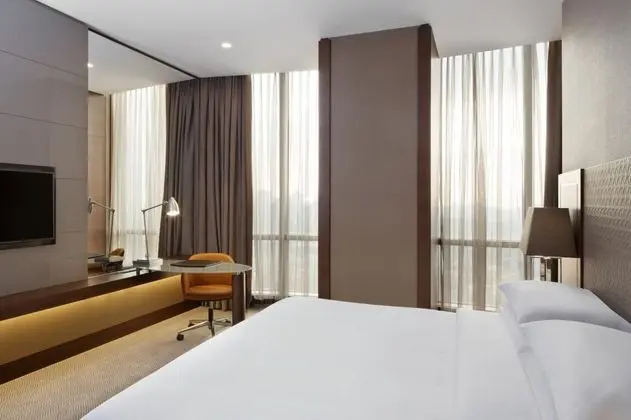 Executive Suite, Şehir Manzaralı