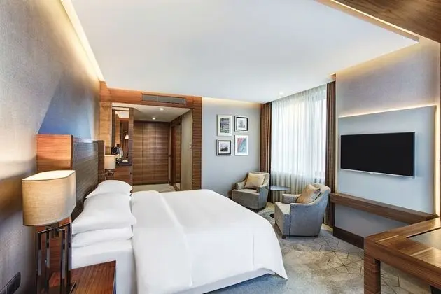 Grand Oda, 1 En Büyük (King) Boy Yatak, Sigara İçilmez, Deniz Manzaralı