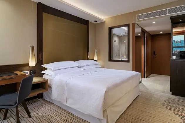 Deluxe Oda, 1 En Büyük (King) Boy Yatak, Balkon