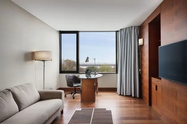 Park Suite Oda