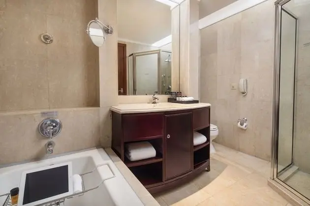 Club İki Ayrı Yataklı Oda, 2 Tek Kişilik Yatak, Şehir Manzaralı