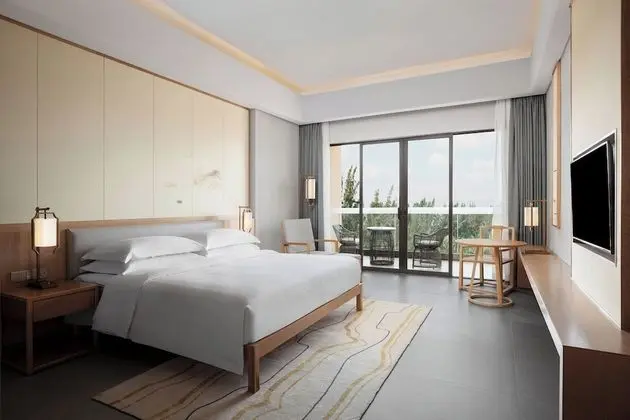 Oda, 1 En Büyük (King) Boy Yatak, Balkon, Kısmi Deniz Manzaralı