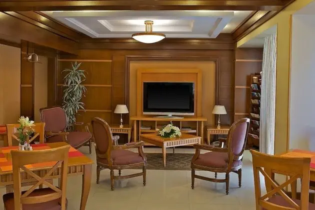 Club Oda, 2 Tek Kişilik Yatak, Sigara İçilebilir, Şehir Manzaralı (Balcony)