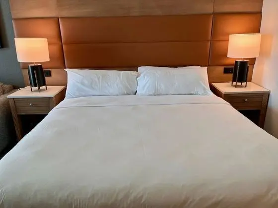 Oda, 1 En Büyük (King) Boy Yatak ve Çekyat, Balkon, Okyanusa Sıfır