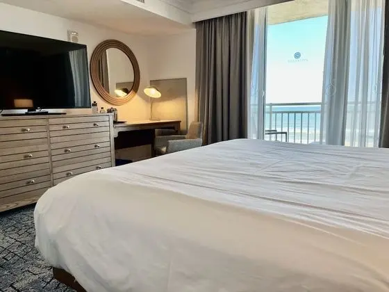 Oda, 1 En Büyük (King) Boy Yatak ve Çekyat, Balkon, Okyanusa Sıfır