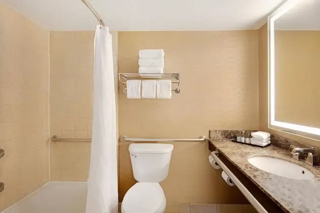 Traditional Oda, 2 Büyük (Queen) Boy Yatak (Mobility Accessible, Tub)