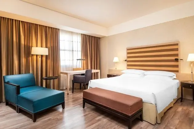 Executive Oda, 1 En Büyük (King) Boy Yatak, Avlu Manzaralı