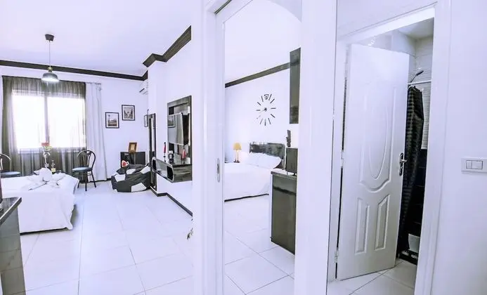 2dBds, Pool View Balcony, WIFI, Kitchenettes, Washing Machines | Sheraton Plaza 414/415