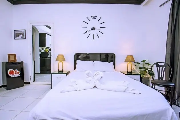 2dBds, Pool View Balcony, WIFI, Kitchenettes, Washing Machines | Sheraton Plaza 414/415