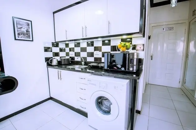 2dBds, Pool View Balcony, WIFI, Kitchenettes, Washing Machines | Sheraton Plaza 414/415
