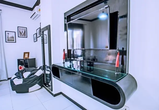 2dBds, Pool View Balcony, WIFI, Kitchenettes, Washing Machines | Sheraton Plaza 414/415
