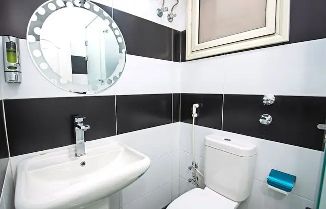 Top Floor, Pool View, Balcony, Fast WIFI, Washing Machine | Sheraton Plaza 414