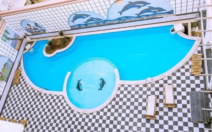 Top Floor, Pool View, Balcony, Fast WIFI, Washing Machine | Sheraton Plaza 414