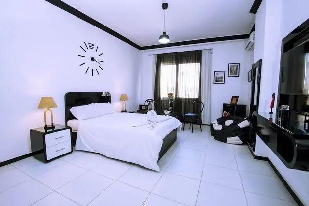 Top Floor, Pool View, Fast WIFI, Kitchenette, Washing Machine | Sheraton Plaza 415