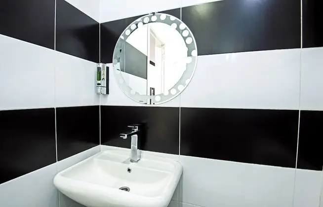 Top Floor, Pool View, Fast WIFI, Kitchenette, Washing Machine | Sheraton Plaza 415