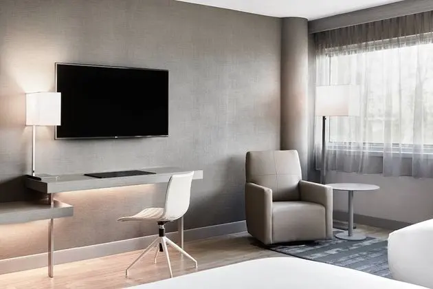 Oda, 2 Çift Kişilik Yatak, Şehir Manzaralı
