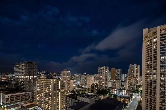 Oda, 2 Çift Kişilik Yatak, Şehir Manzaralı, Kule
