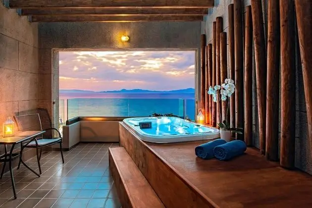 Premium Oda, 1 En Büyük (King) Boy Yatak, Balkon, Deniz Manzaralı