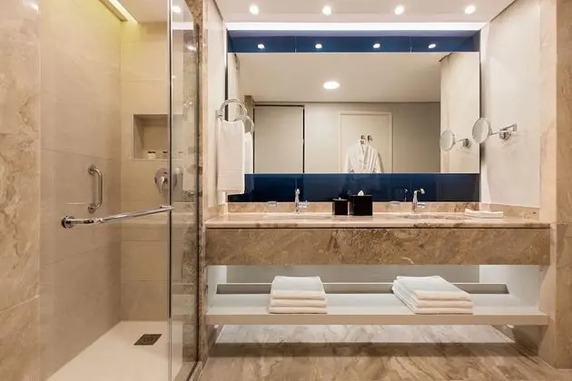 Premium Oda, 1 En Büyük (King) Boy Yatak, Balkon, Deniz Manzaralı