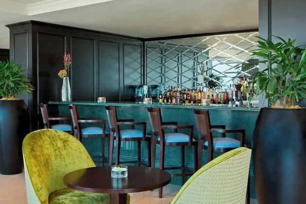 Club Süit, 1 En Büyük (King) Boy Yatak, Teras, Şehir Manzaralı