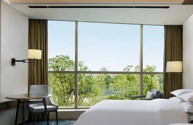 Deluxe Oda, 1 En Büyük (King) Boy Yatak (Deluxe Room)