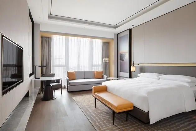 Süit, 1 En Büyük (King) Boy Yatak, Sigara İçilmez