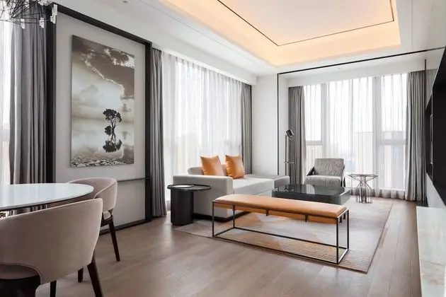 Süit, 1 En Büyük (King) Boy Yatak, Sigara İçilmez