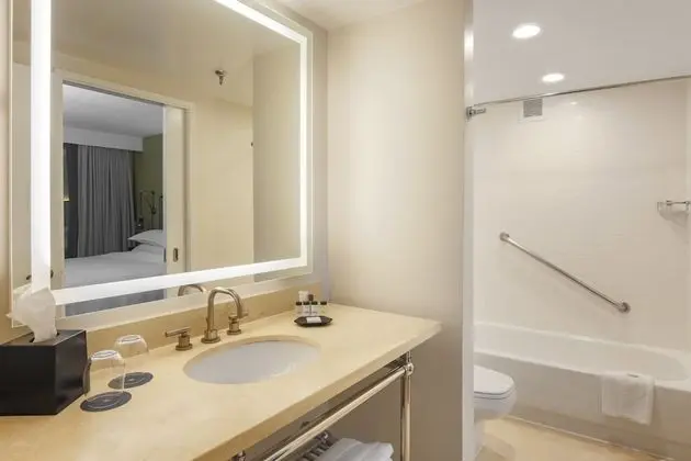 Süit, 1 En Büyük (King) Boy Yatak ve Çekyat, Şehir Manzaralı (Balcony)