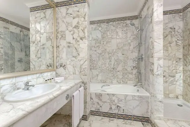 Deluxe Oda, 1 En Büyük (King) Boy Yatak, Balkon