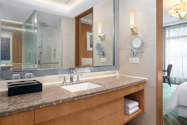 Oda, 1 En Büyük (King) Boy Yatak, Balkon, Bahçe Manzaralı