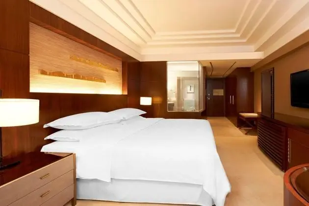 Club Oda, 1 En Büyük (King) Boy Yatak, Şehir Manzaralı