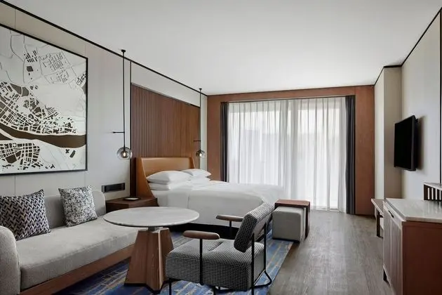 Deluxe Oda, 1 En Büyük (King) Boy Yatak, Sigara İçilmez, Balkon