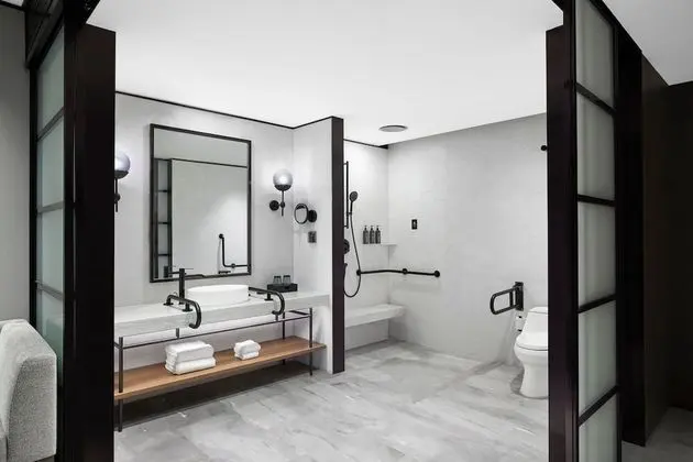 Premium Oda, 1 En Büyük (King) Boy Yatak, Sigara İçilmez, Balkon