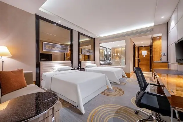 Oda, 2 Tek Kişilik Yatak, Sigara İçilebilir, Şehir Manzaralı