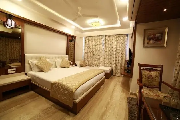 Suite Room