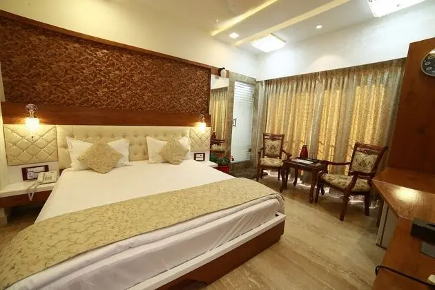 Suite Room