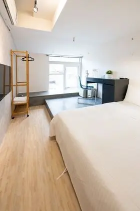 Standard Tek Büyük Yataklı Oda