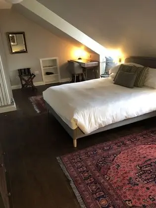 Deluxe Tek Büyük Yataklı Oda, Banyolu/Duşlu, Şehir Manzaralı (7)
