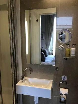 Standard Tek Büyük Yataklı Oda, Banyolu/Duşlu, Bahçe Manzaralı (2)