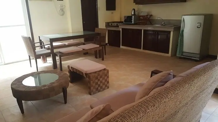 Villa (2 Storey)