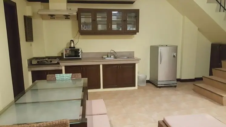 Villa (2 Storey)