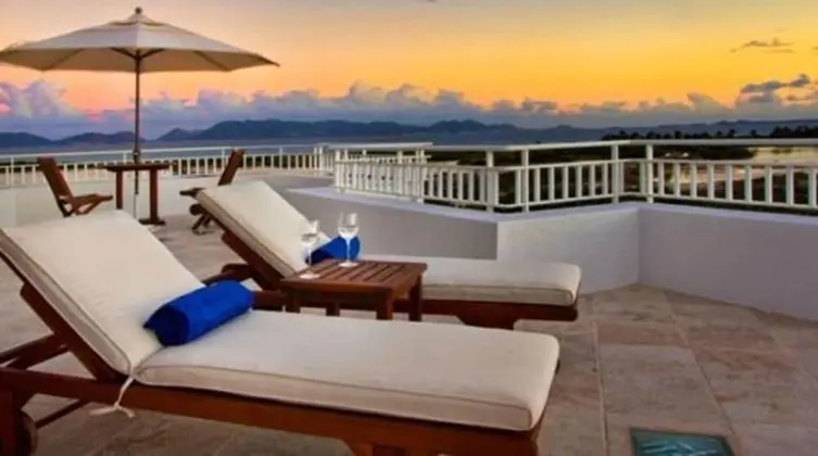 Grand Villa (Infinity 7 rooms)