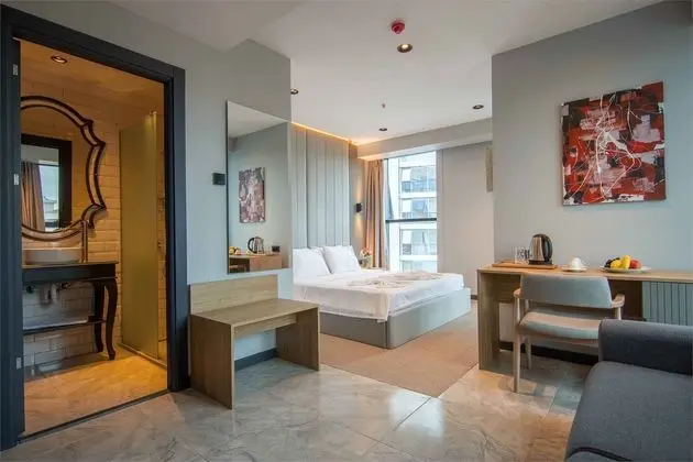 Corner Suite Triple Oda