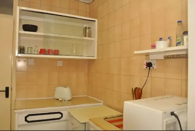 Apart Daire, 1 Çift Kişilik Yatak, Sigara İçilmez