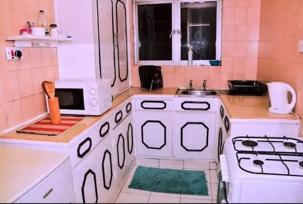 Apart Daire, 1 Çift Kişilik Yatak, Sigara İçilmez