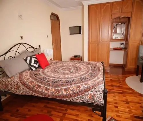 Apart Daire, 1 Çift Kişilik Yatak, Sigara İçilmez