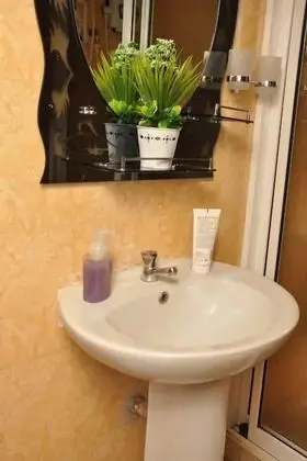 Apart Daire, 1 Çift Kişilik Yatak, Sigara İçilmez