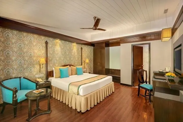 Premier Room with complimentary shuttle to Mall Road till 7 pm