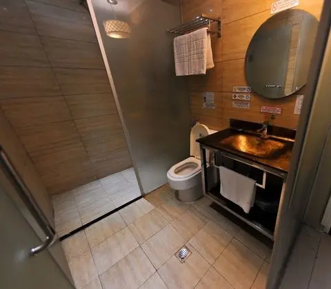 City Tek Büyük Yataklı Oda