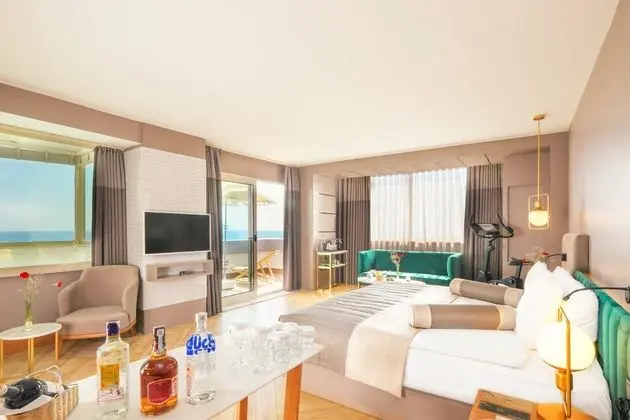 Sky Suite